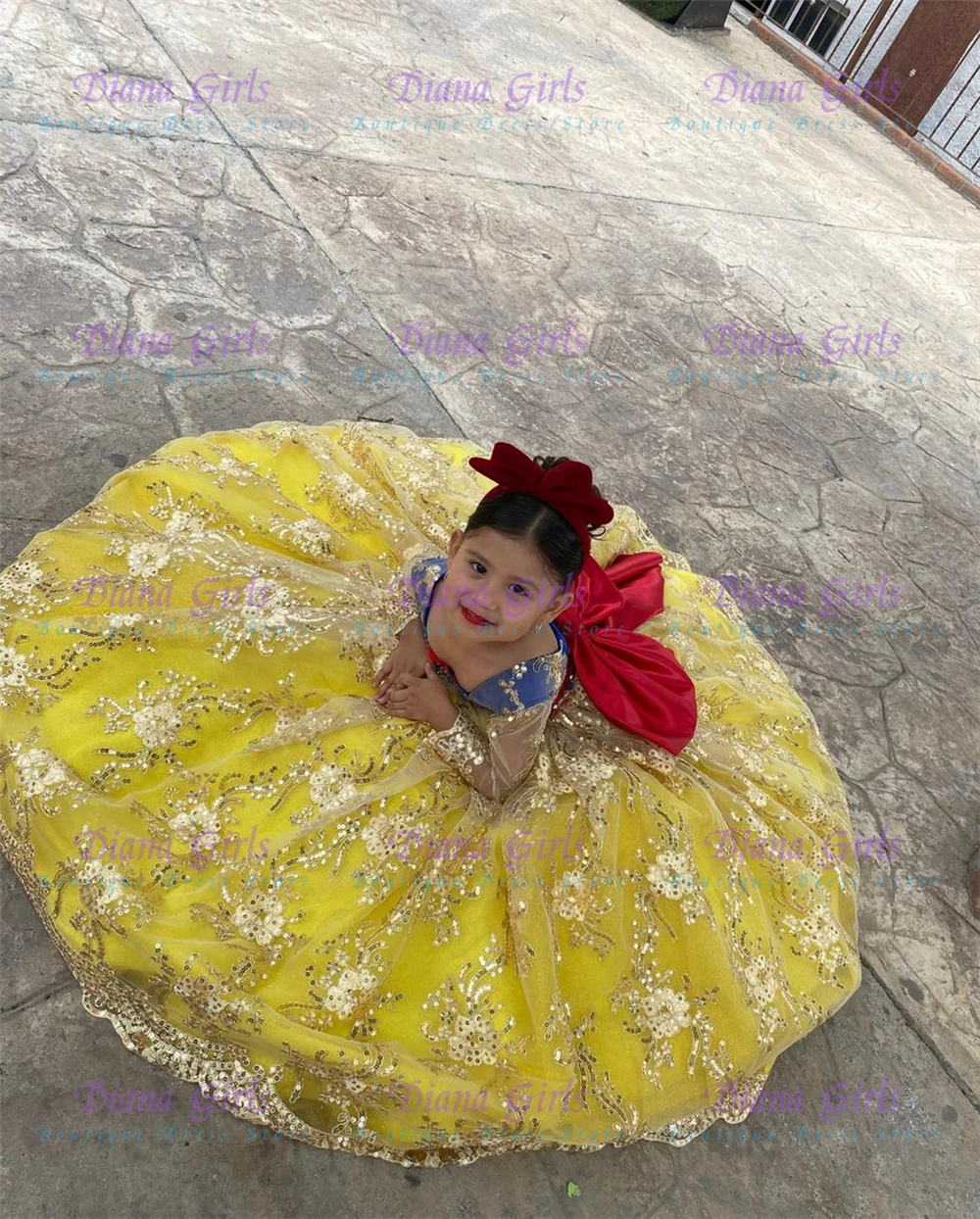 Abiti da ragazza di fiore con  - Embroidery Yellow Dress recensione e prezzo